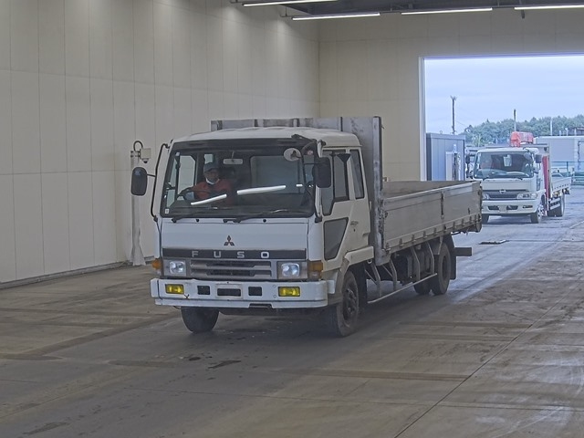 MITSUBISHI FUSO FIGHTER TRUCK
