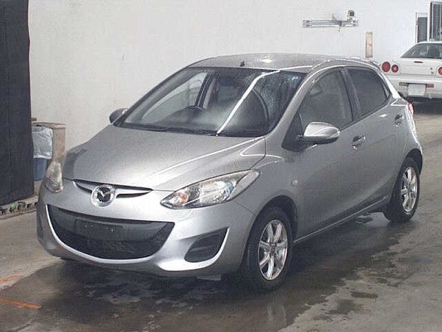 MAZDA DEMIO 13 SkyActive