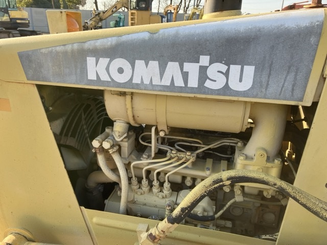 KOMATSU BUILDOZER D20P-6